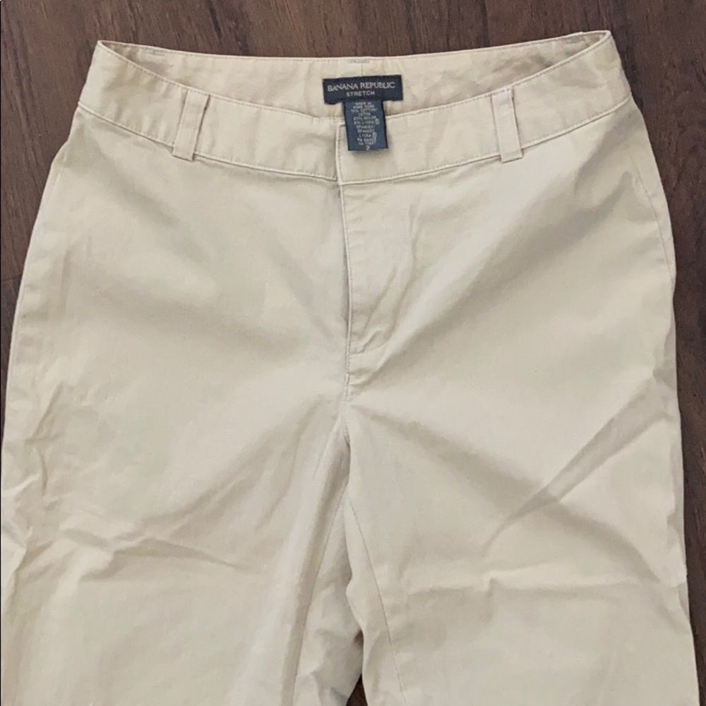 Banana Republic Khaki crop pants